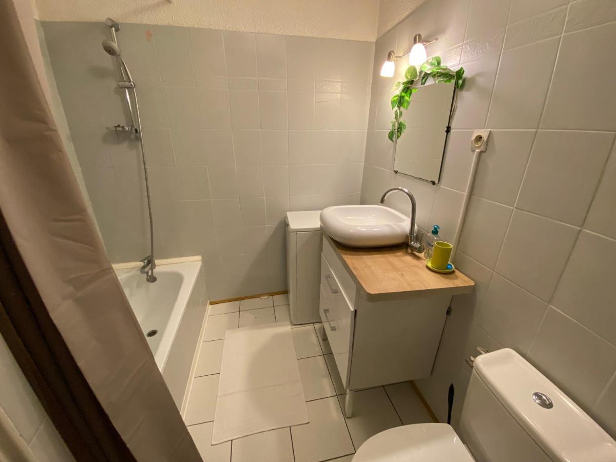 Apartmán Au Pied De La Cite, T3 Au Calme Carcassonne Exteriér fotografie